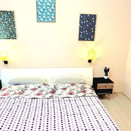 - Chiavari Modern - Vicino Mare * لافانيا